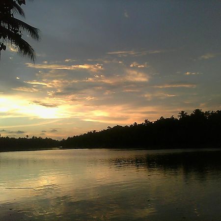 Karma Homestay Mundrothuruth Rum bild